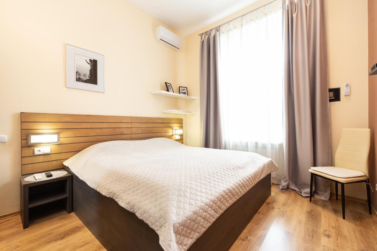 Apartamento Goodrest On Deribasovska 19 Odesa Exterior foto