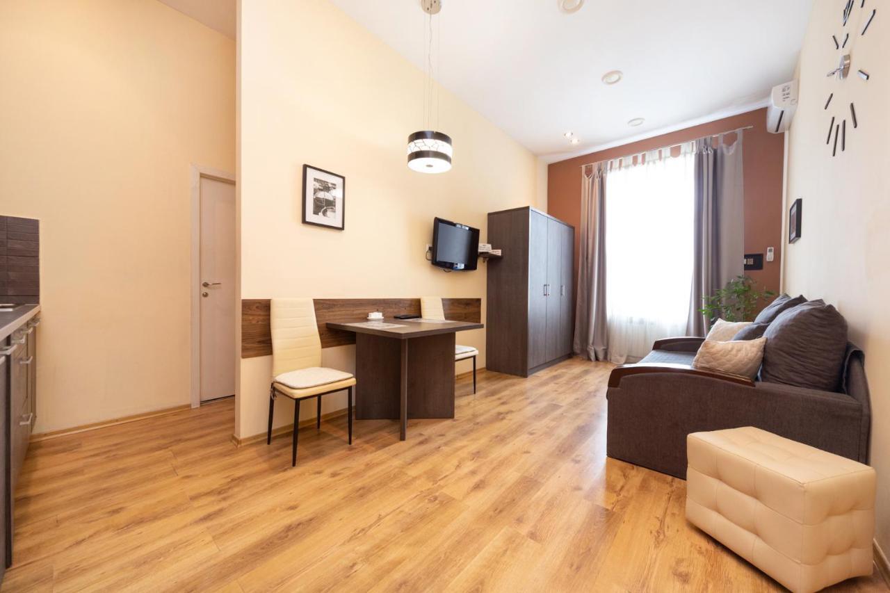 Apartamento Goodrest On Deribasovska 19 Odesa Exterior foto