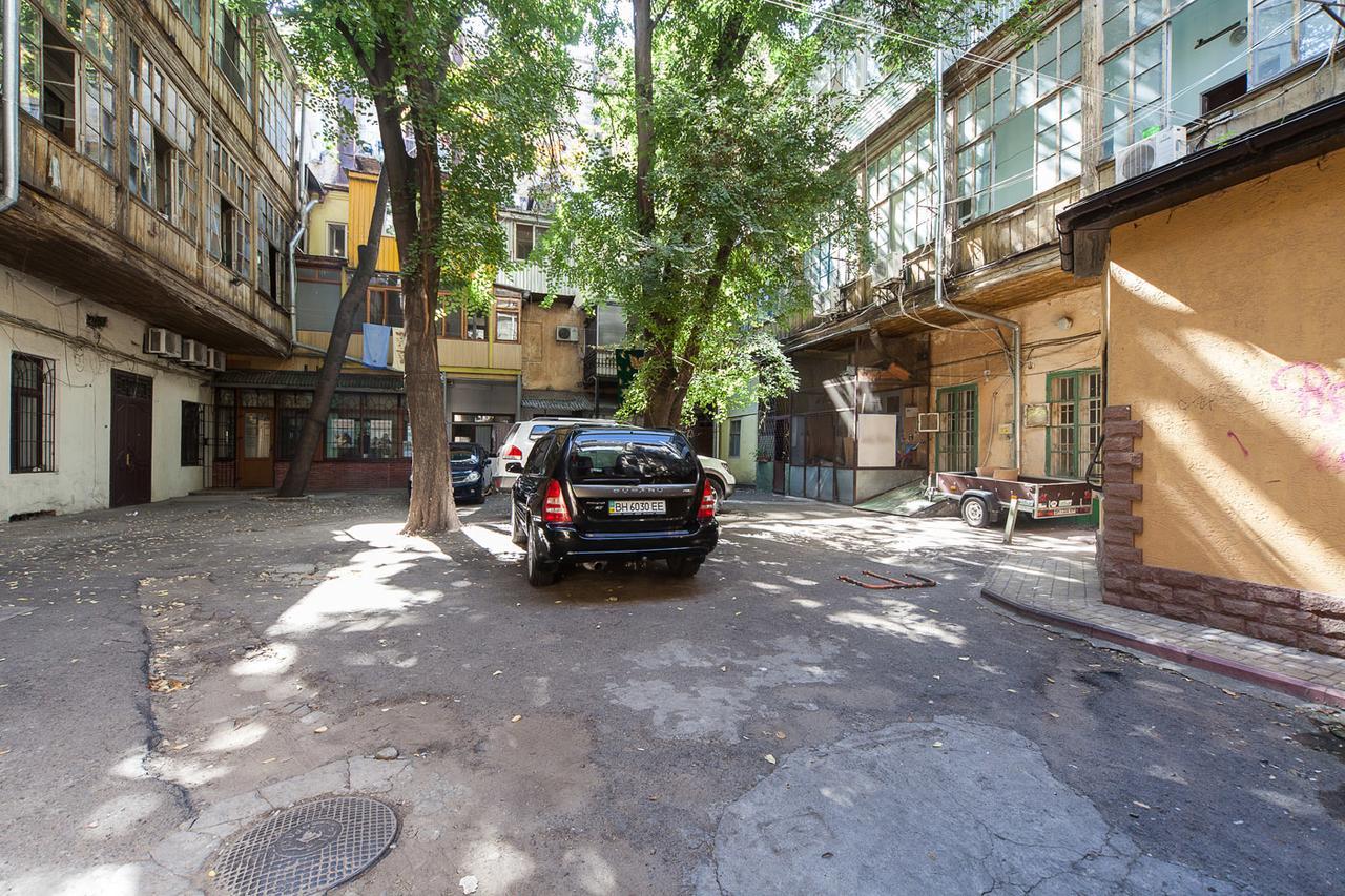 Apartamento Goodrest On Deribasovska 19 Odesa Exterior foto